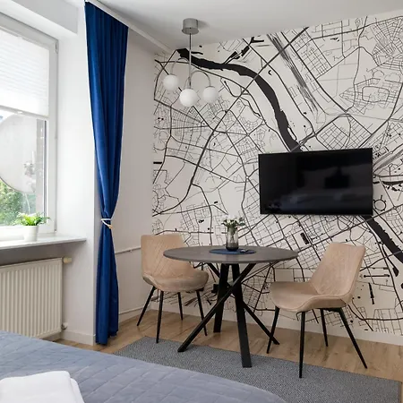 Apartment Chmielna Heart Of Chic By Bookinghost